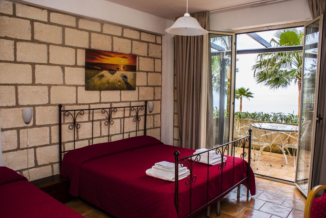 Caposperone Resort Palmi Exteriér fotografie